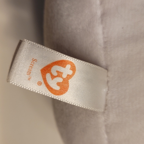 TY BEANIE BOO Scream The Plush Ghost Holding A Pumpkin (Approx 9.5 inches) - Picture 7 of 13